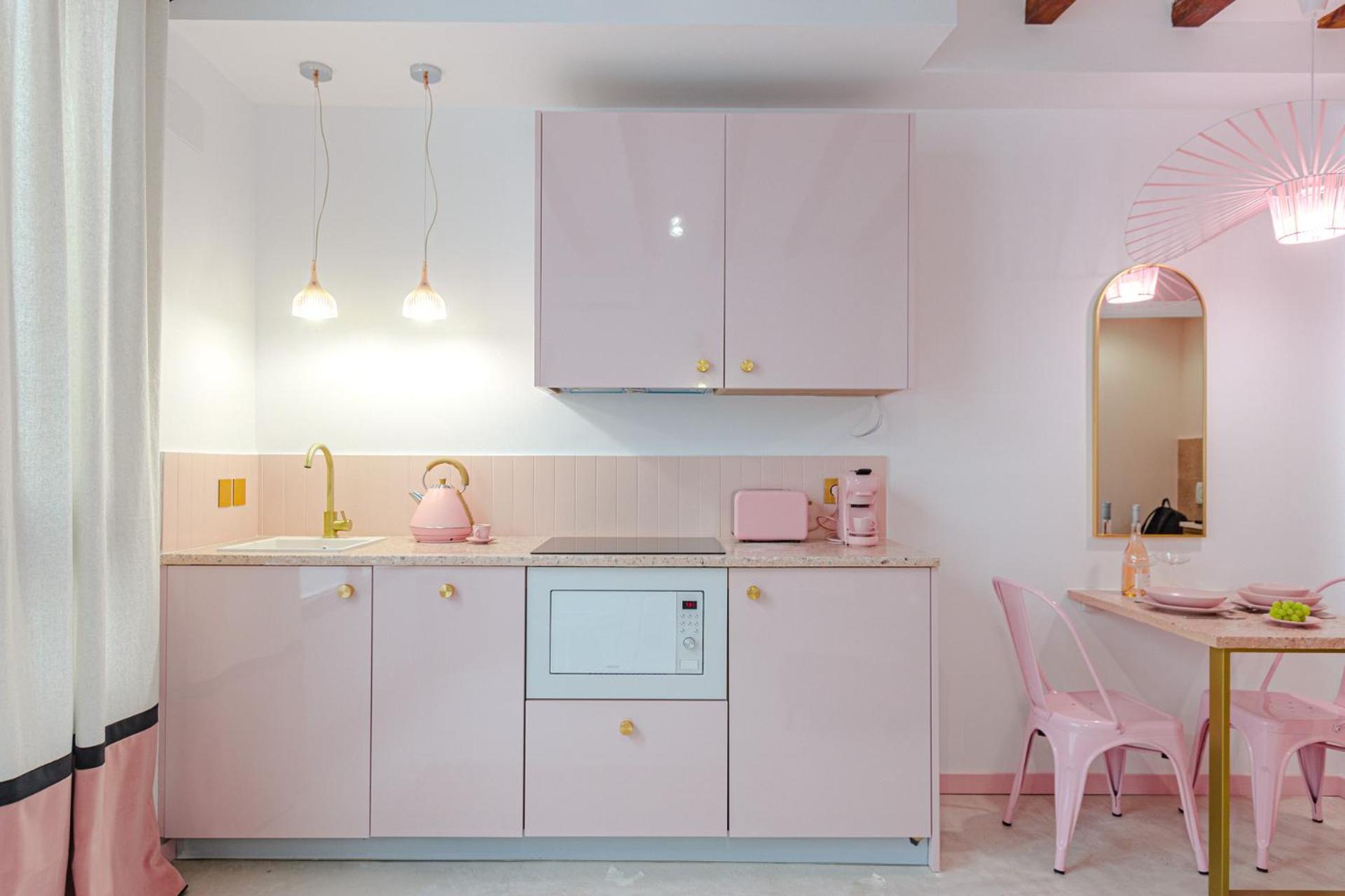 Glamorous Pink Studio In City Center Αλικάντε Εξωτερικό φωτογραφία